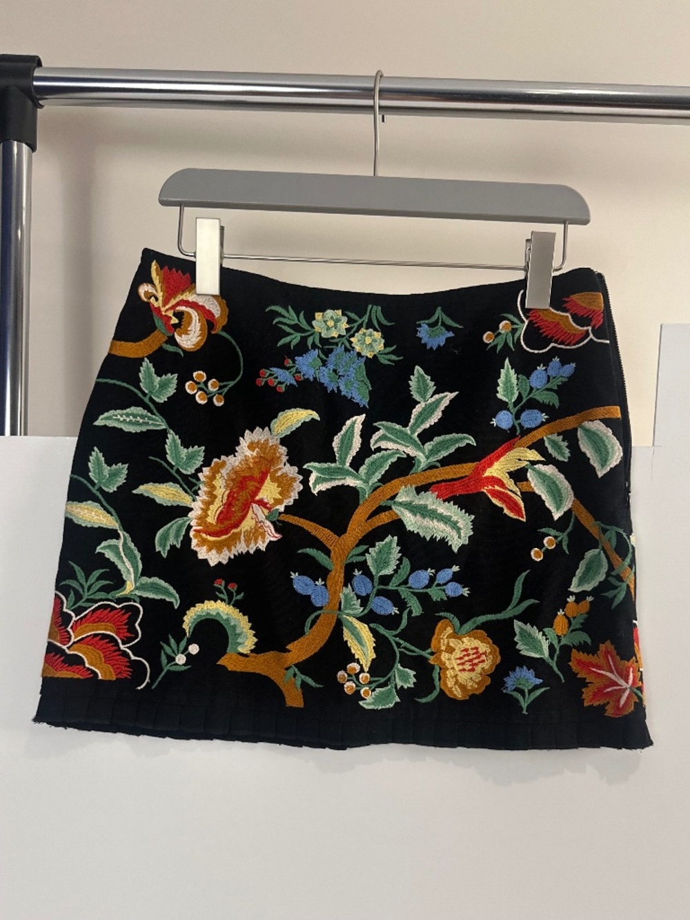 Zara black mini skirt with floral and bird embroidery. Size S